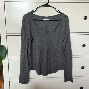 Aeropostale gray waffle knit long sleeve
